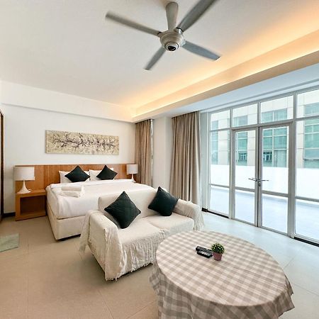Klcc Suites By Nhb Kuala Lumpur Eksteriør bilde