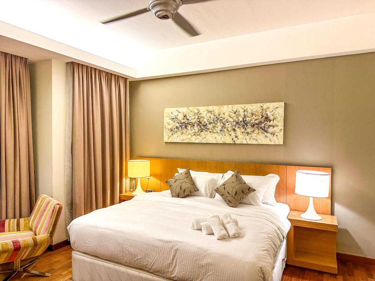 Klcc Suites By Nhb Kuala Lumpur Eksteriør bilde